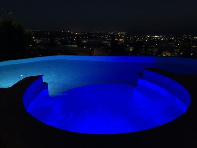 Beau Views Seven Apartment Peyia Exterior photo